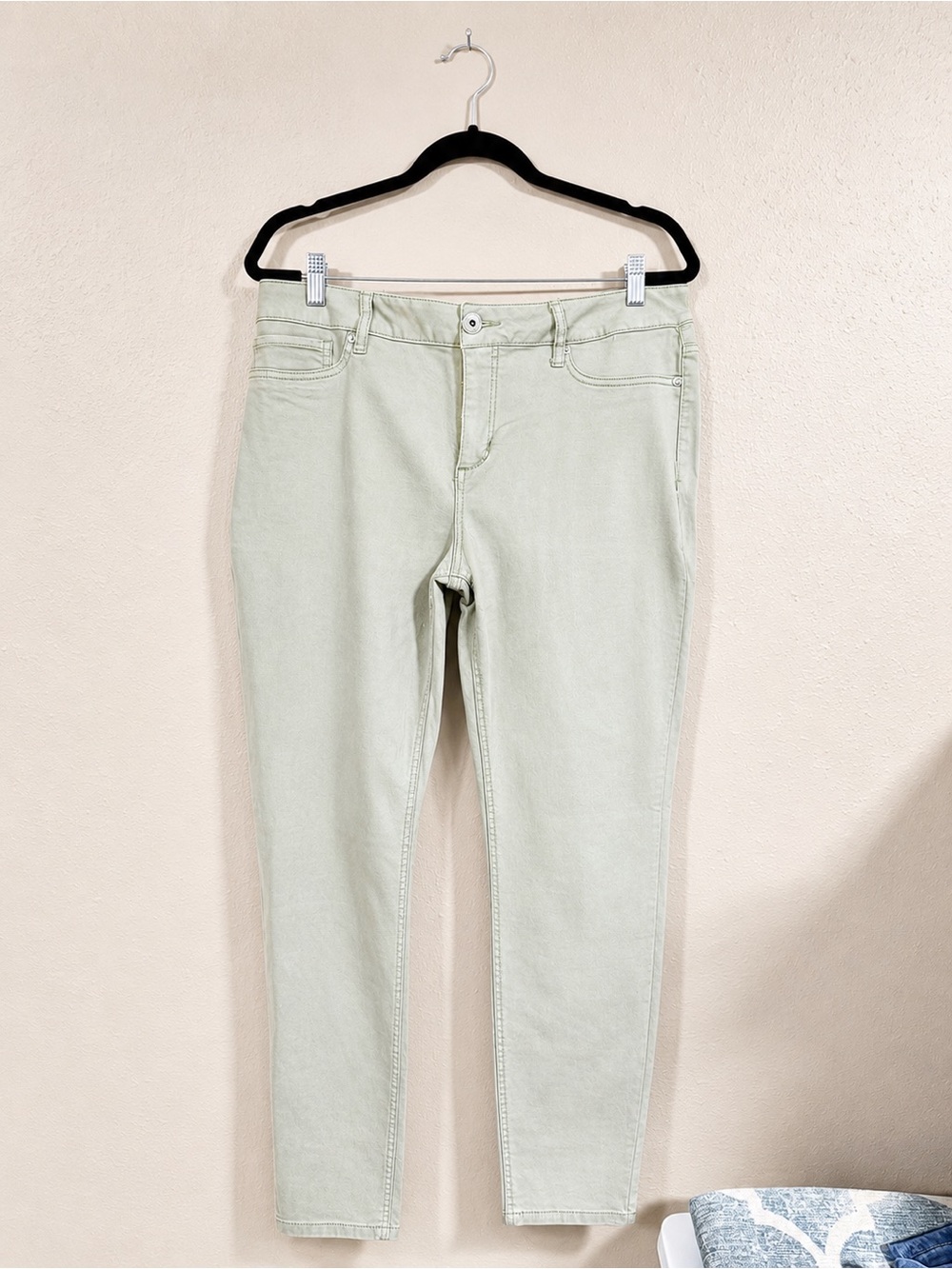 Maurice’s Light Green Stretch Skinny Jeans